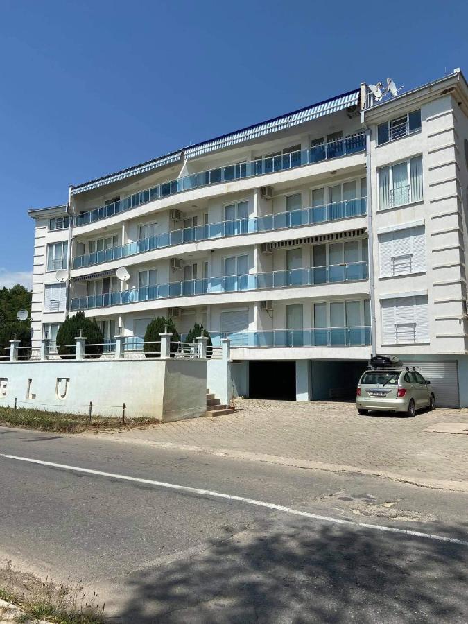Aqua Blue Apartment Peštani Exterior foto